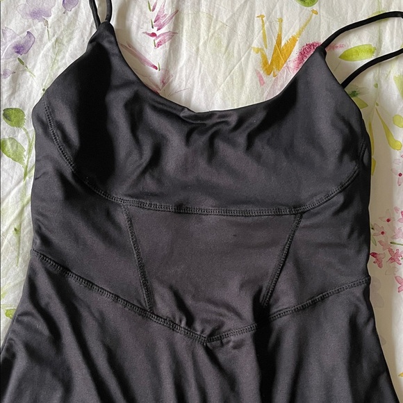 Refuge Athletics Black Exercise Dress - Picture 3 of 5